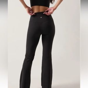 Athleta ELATION FLARE PANT size xs